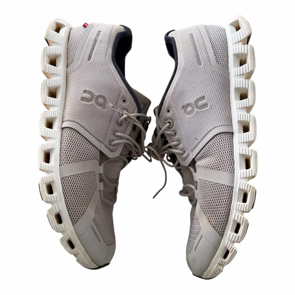 On Cloud 5 Men's Size 10.5 Glacier White Athletic Running Shoes Sneakers Comfort